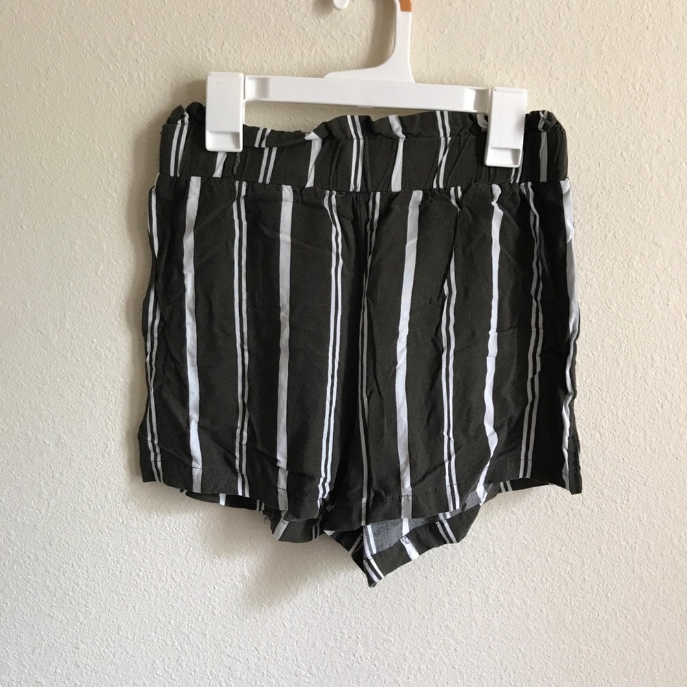 Charlotte Russe size small shorts